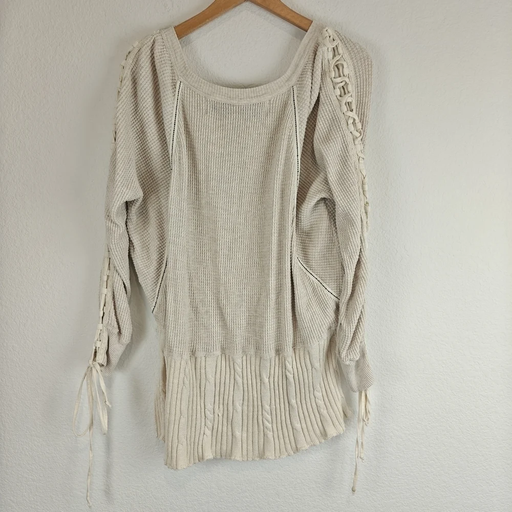 Free People New Romantics Lace-Up Sleeve High Low Boho Knit Thermal Top S